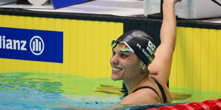 Natação: Carol Santiago é ouro, o 1º do Brasil no Mundial Paralímpico Natação: Carol Santiago é ouro, o 1º do Brasil no Mundial Paralímpico
