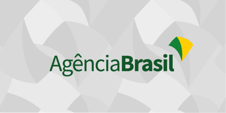 Comissão mista aprova MP do reajuste salarial dos servidores federais