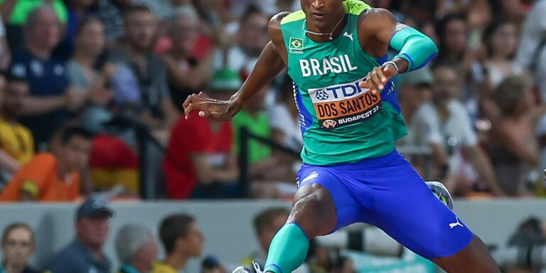 Alison dos Santos melhora performance e leva bronze na Liga Diamante Alison dos Santos melhora performance e leva bronze na Liga Diamante