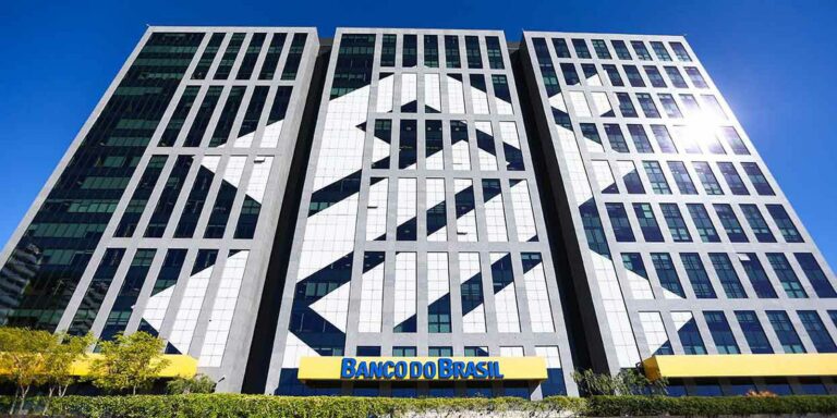 BB tem lucro recorde de R$ 17,3 bilhões no primeiro semestre BB tem lucro recorde de R$ 17,3 bilhões no primeiro semestre