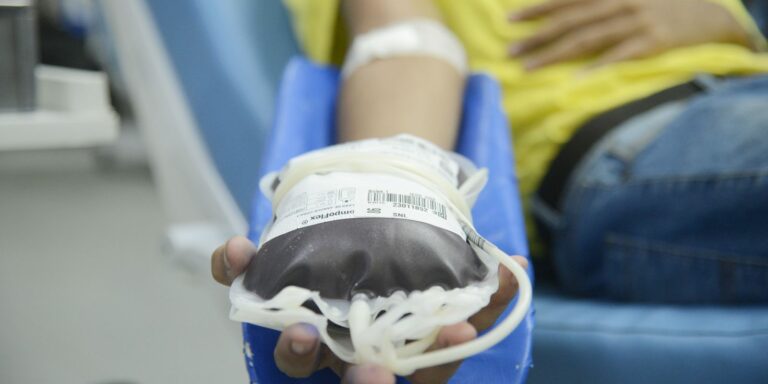 Processamento de plasma pela rede privada está em pauta no Senado Processamento de plasma pela rede privada está em pauta no Senado