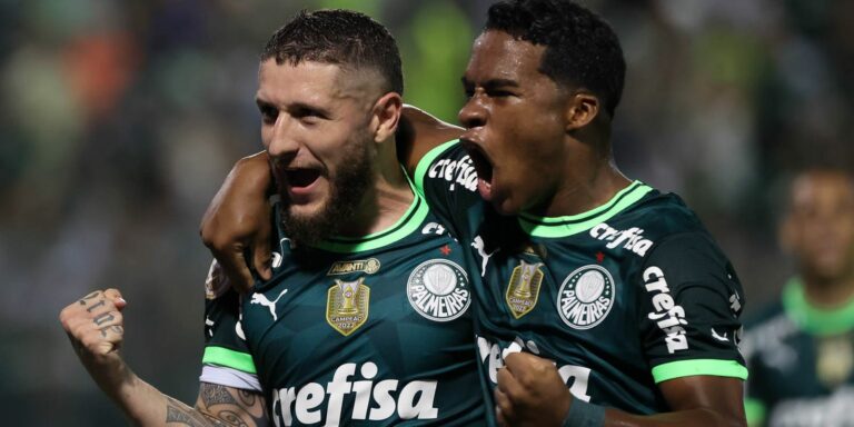 Palmeiras derrota Internacional e assume liderança do Brasileiro Palmeiras derrota Internacional e assume liderança do Brasileiro