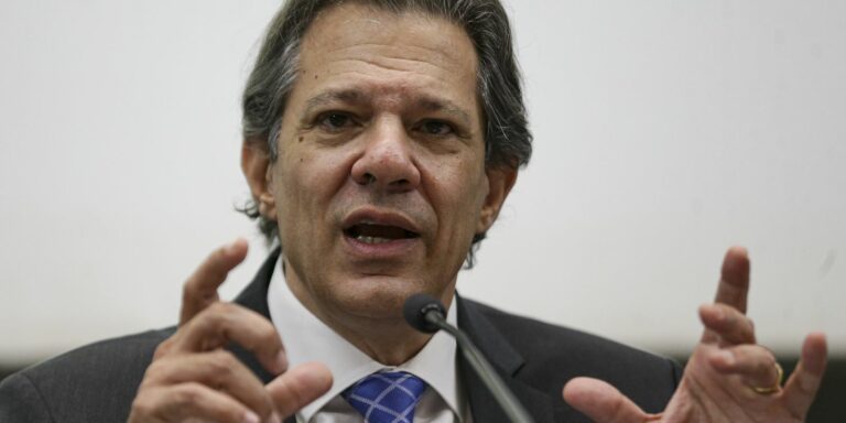 Votação de ajuda financeira do ICMS continua sem previsão, diz Haddad Votação de ajuda financeira do ICMS continua sem previsão, diz Haddad