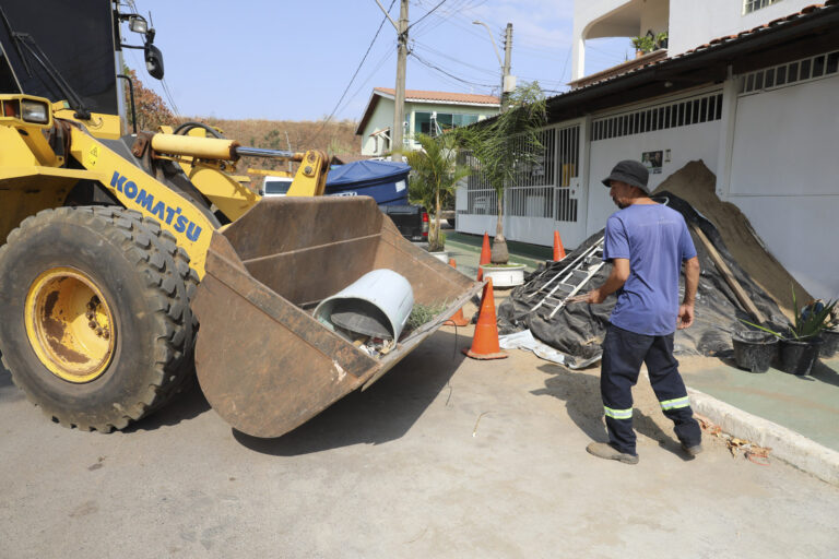Com o fim da estiagem, força-tarefa intensifica prevenção à dengue no Núcleo Bandeirante Com o fim da estiagem, força-tarefa intensifica prevenção à dengue no Núcleo Bandeirante
