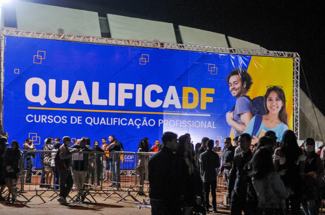 29.10. QualificaDF. Foto Divulgação Sedet